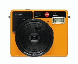 leica-sofort_orange_front-on2